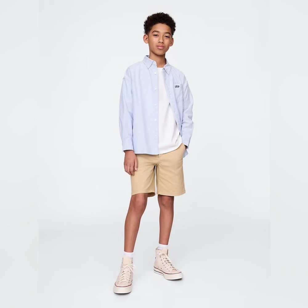 GAP Kids 7” Relaxed Khaki Shorts – Iconic Khaki – Size 6 Slim
